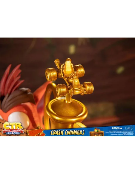 Crash Team Racing Nitro-Fueled Estatua Crash (Winner) 46 cm Crash Team Racing Nitro-Fueled Estatua Crash (Winner) 46 cm