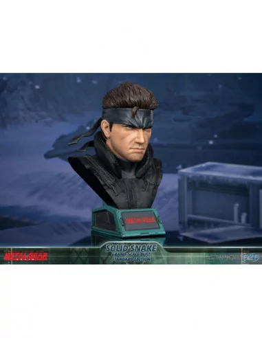 Metal Gear Solid Busto Grand Scale Solid Snake 31 cm