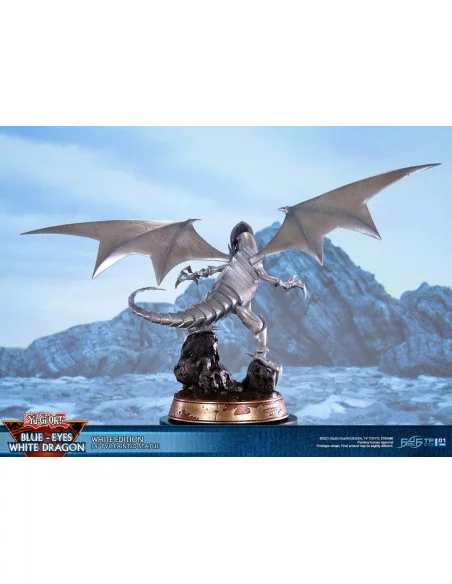 Yu-Gi-Oh! Estatua PVC Blue-Eyes White Dragon White Edition 35 cm Yu-Gi-Oh! Estatua PVC Blue-Eyes White Dragon White Edition 35 cm