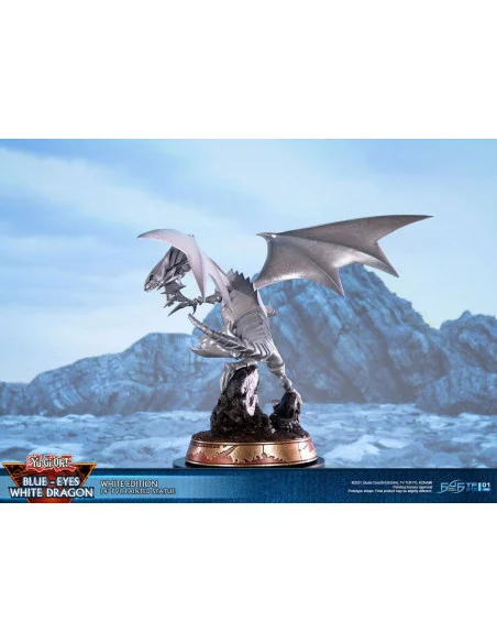 Yu-Gi-Oh! Estatua PVC Blue-Eyes White Dragon White Edition 35 cm Yu-Gi-Oh! Estatua PVC Blue-Eyes White Dragon White Edition 35 cm