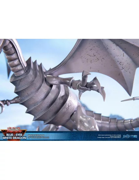 Yu-Gi-Oh! Estatua PVC Blue-Eyes White Dragon White Edition 35 cm Yu-Gi-Oh! Estatua PVC Blue-Eyes White Dragon White Edition 35 cm