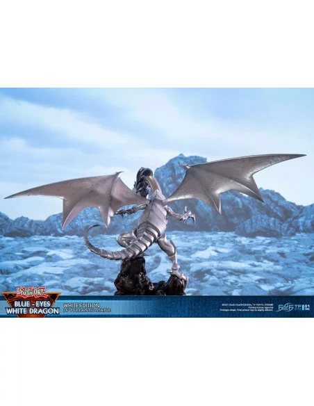 Yu-Gi-Oh! Estatua PVC Blue-Eyes White Dragon White Edition 35 cm Yu-Gi-Oh! Estatua PVC Blue-Eyes White Dragon White Edition 35 cm