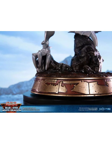 Yu-Gi-Oh! Estatua PVC Blue-Eyes White Dragon White Edition 35 cm Yu-Gi-Oh! Estatua PVC Blue-Eyes White Dragon White Edition 35 cm