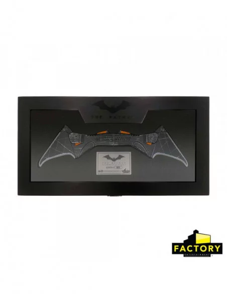 The Batman Réplica 1/1 Batarang Limited Edition 36 cm