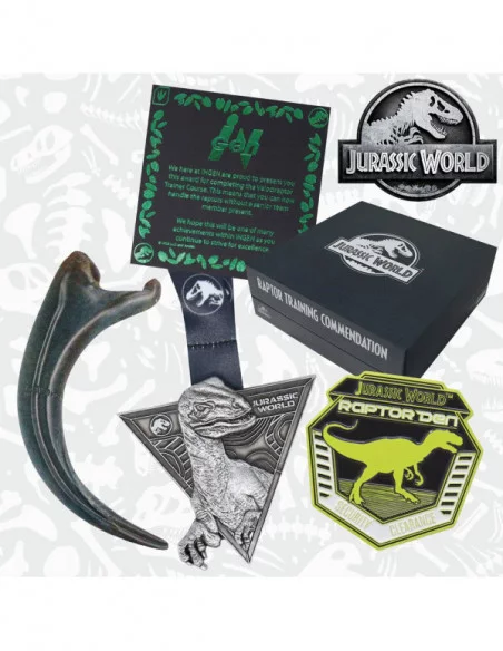 Jurassic World Pack de 3 Chapas Raptor Training Commendation Limited Edition Jurassic World Pack de 3 Chapas Raptor Training Commendation Limited Edition