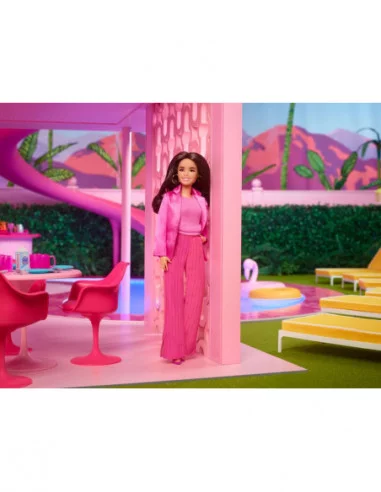 Barbie The Movie Muñeca Gloria Wearing Pink Power Pantsuit