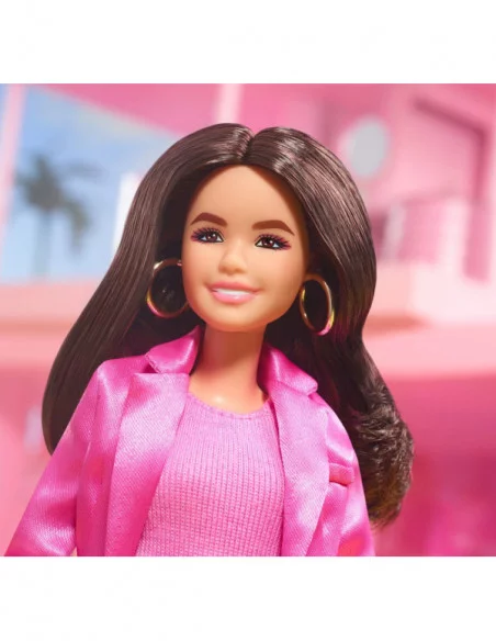 Barbie The Movie Muñeca Gloria Wearing Pink Power Pantsuit