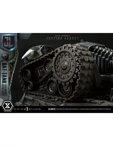 Zack Snyder's Justice League Diorama Museum Masterline Bat-Tank 36 cm