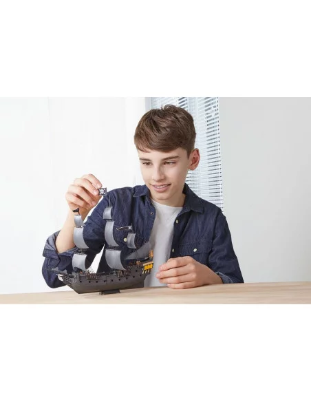 Piratas del Caribe La Venganza de Salazar Maqueta Easy-Click 1/150 Black Pearl 26 cm