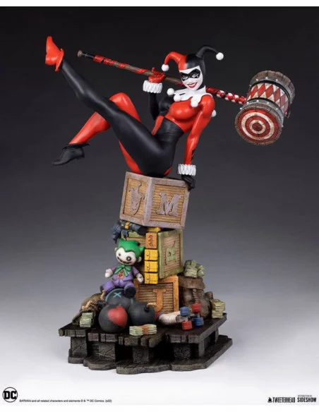DC Comics Estatua 1/4 Harley Quinn 58 cm