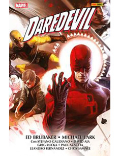 es::Daredevil de Ed Brubaker y Michael Lark 2 (Marvel Omnibus)