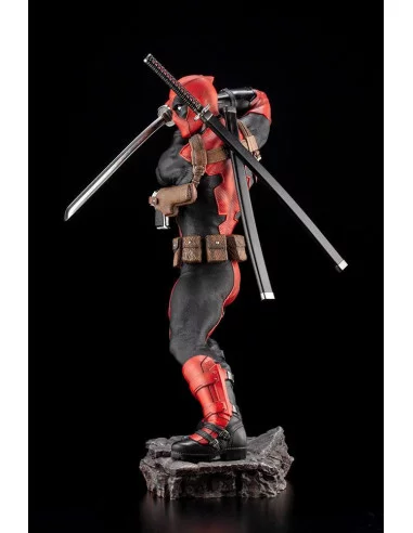es::Marvel Fine Art Estatua 1/6 Deadpool 30 cm