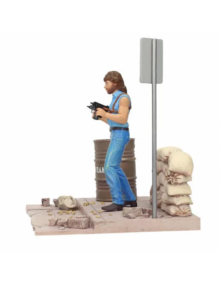 es::MGM Set de lujo figura y diorama Matt Hunter Tough Guy Invasion U.S.A 18 cm es::MGM Set de lujo figura y diorama Matt Hunter Tough Guy Invasion U.S.A 18 cm