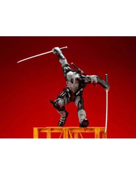 es::Marvel Comics Estatua PVC ARTFX+ 1/6 Super Deadpool X-Force Limited Edition Ver. heo Exclusive 32 cm
