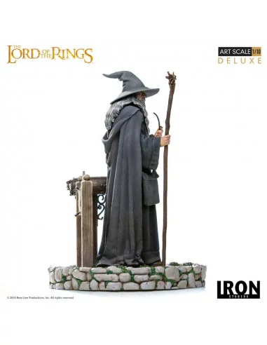 es::El Señor de los Anillos Estatua 1/10 Deluxe Art Scale Gandalf 23 cm