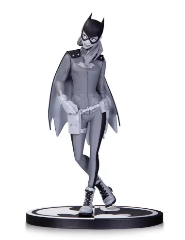 Batman Black & White Estatua Batgirl by Babs Tarr -10
