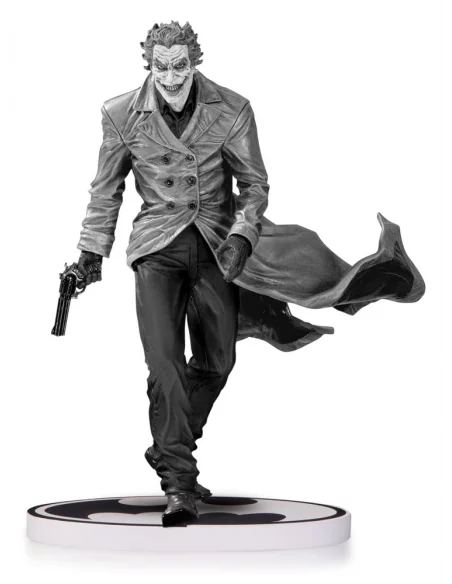 Batman Black & White Estatua The Joker by Lee Berm-10