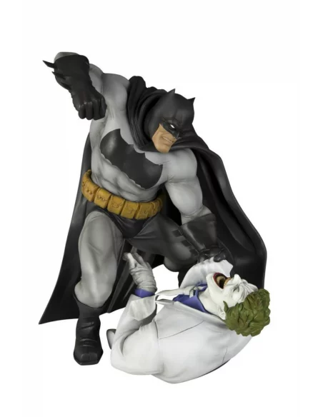 es::Batman Estatua ARTFX 1/6 The Dark Knight Returns 30 cm