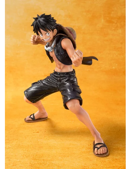 es::Figura One Piece: Monkey D. Luffy Film Gold Version Figuarts Zero